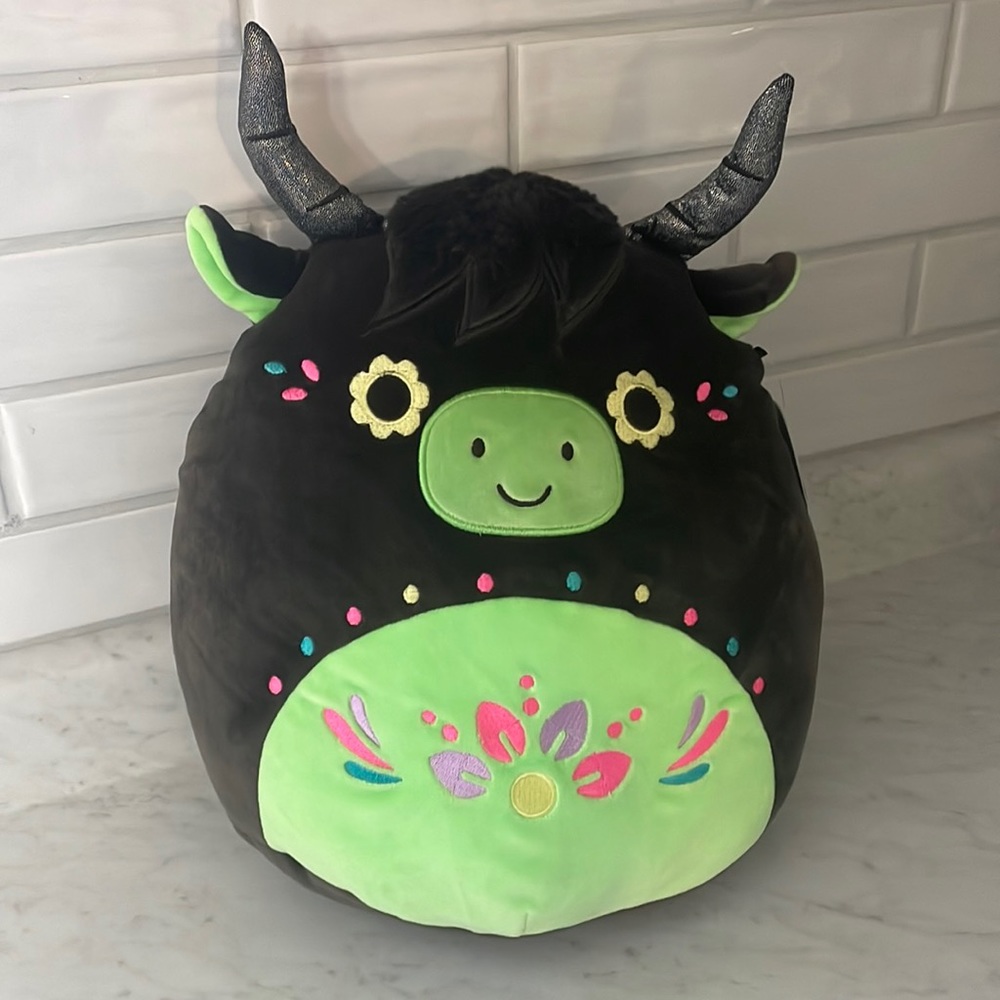Catrina the Highland Cow Squishmallow